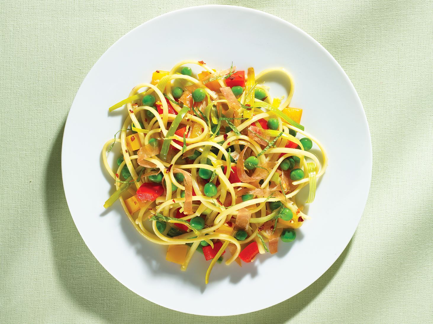 Springtime Linguini with Peas and Leeks