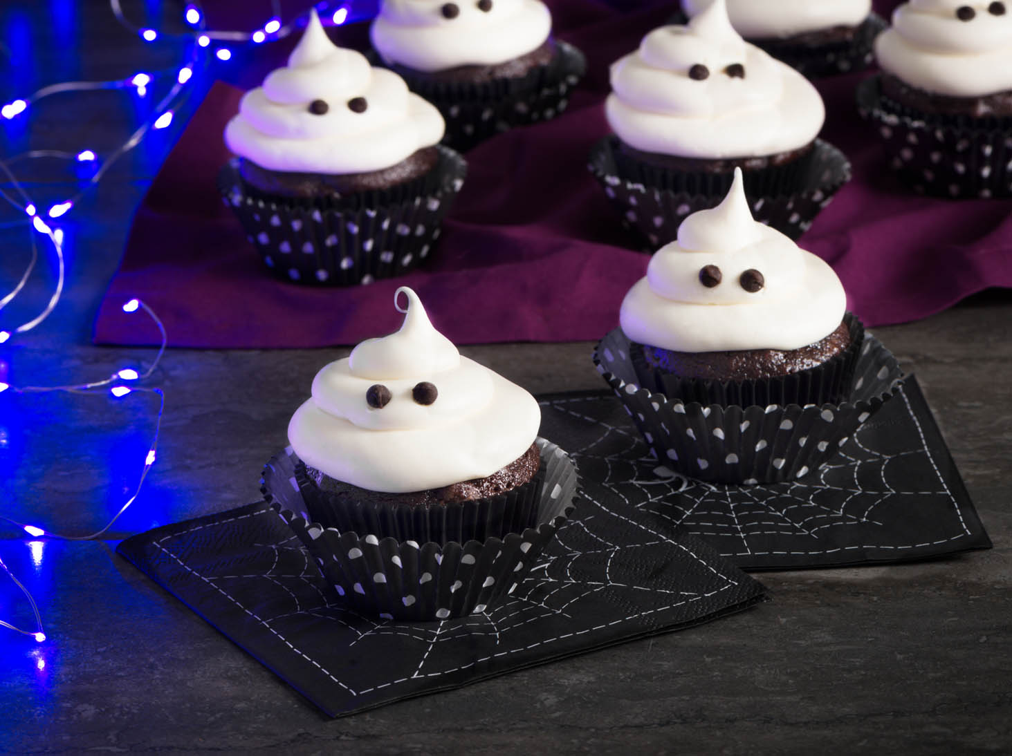 Cupcakes Fantasma de Chocolate y Guayaba