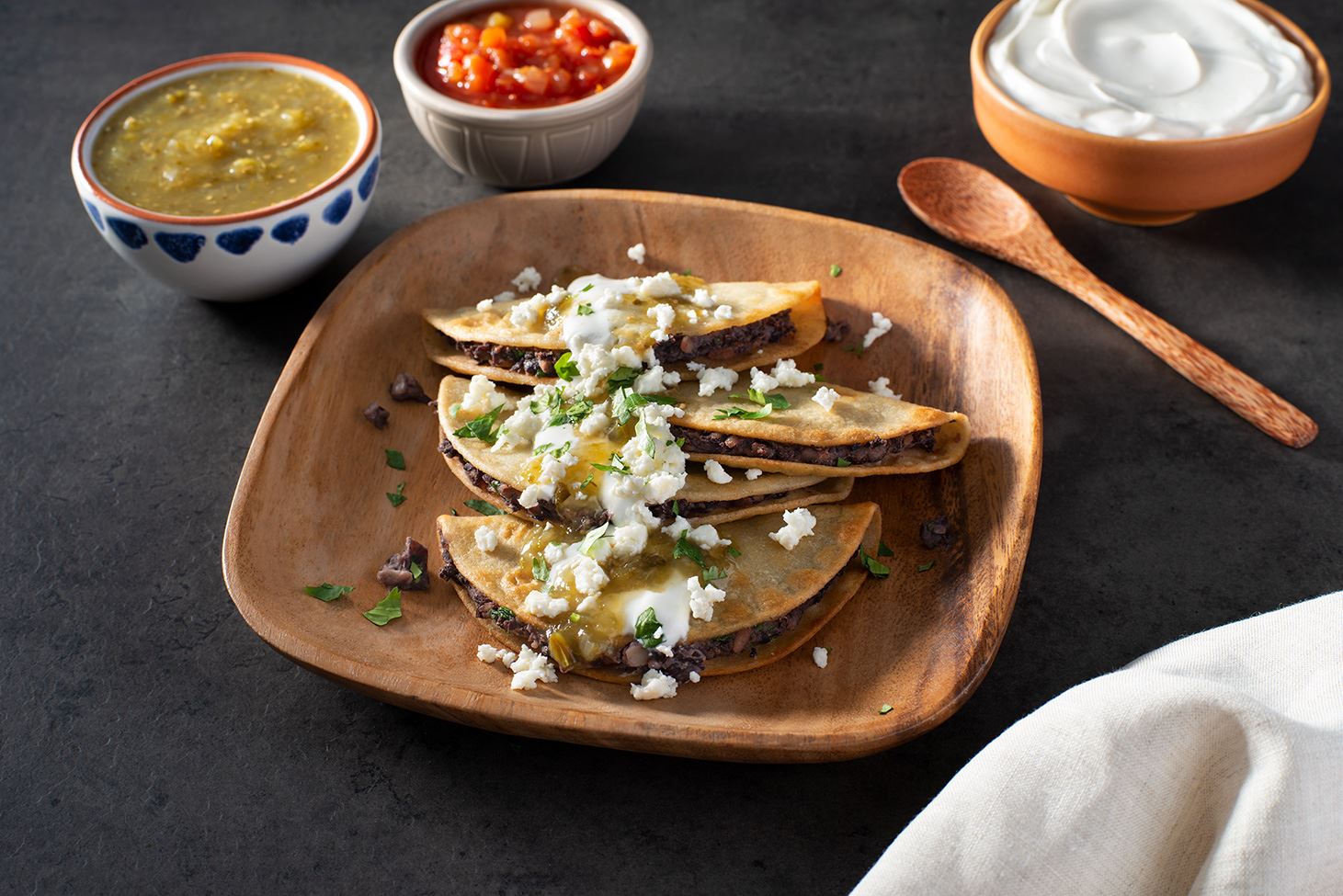 Tacos Dorados de Frijoles Negros