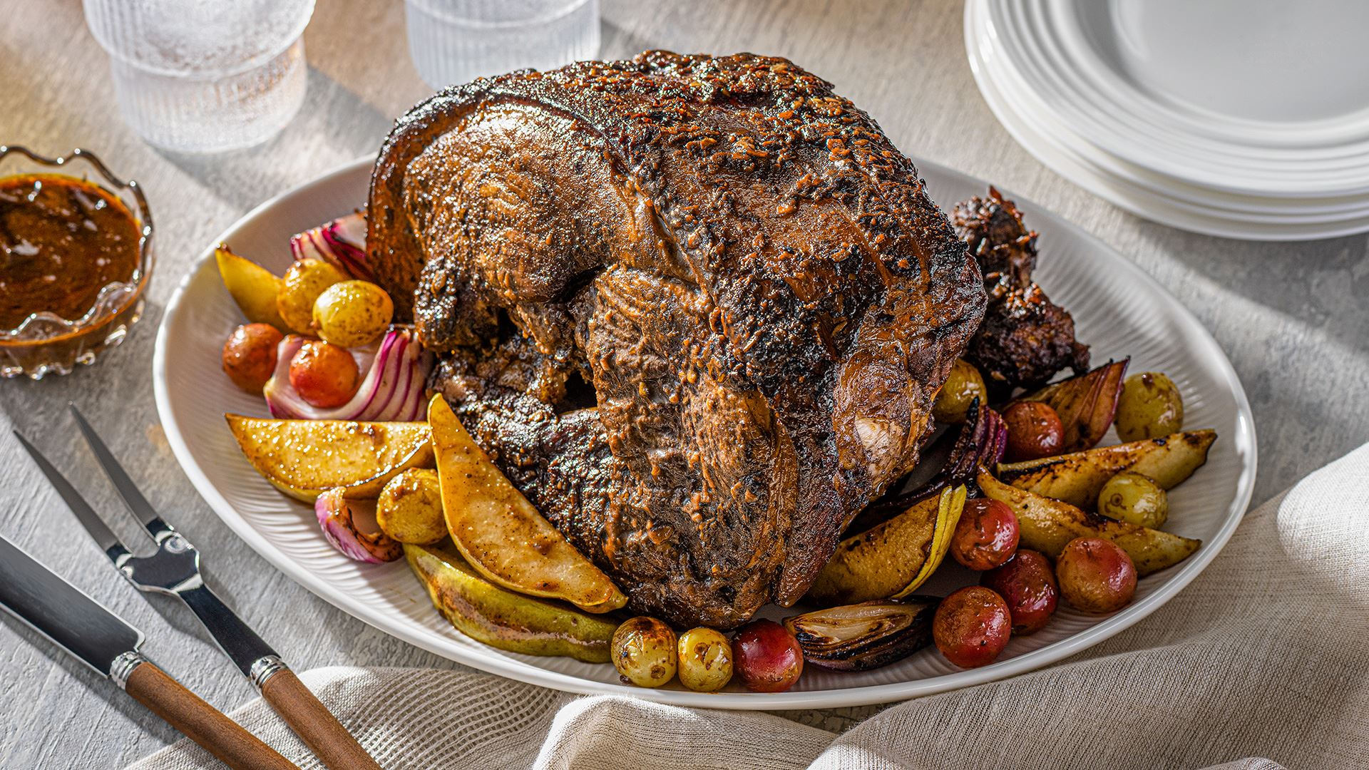 Pernil al Horno con Uvas y Peras