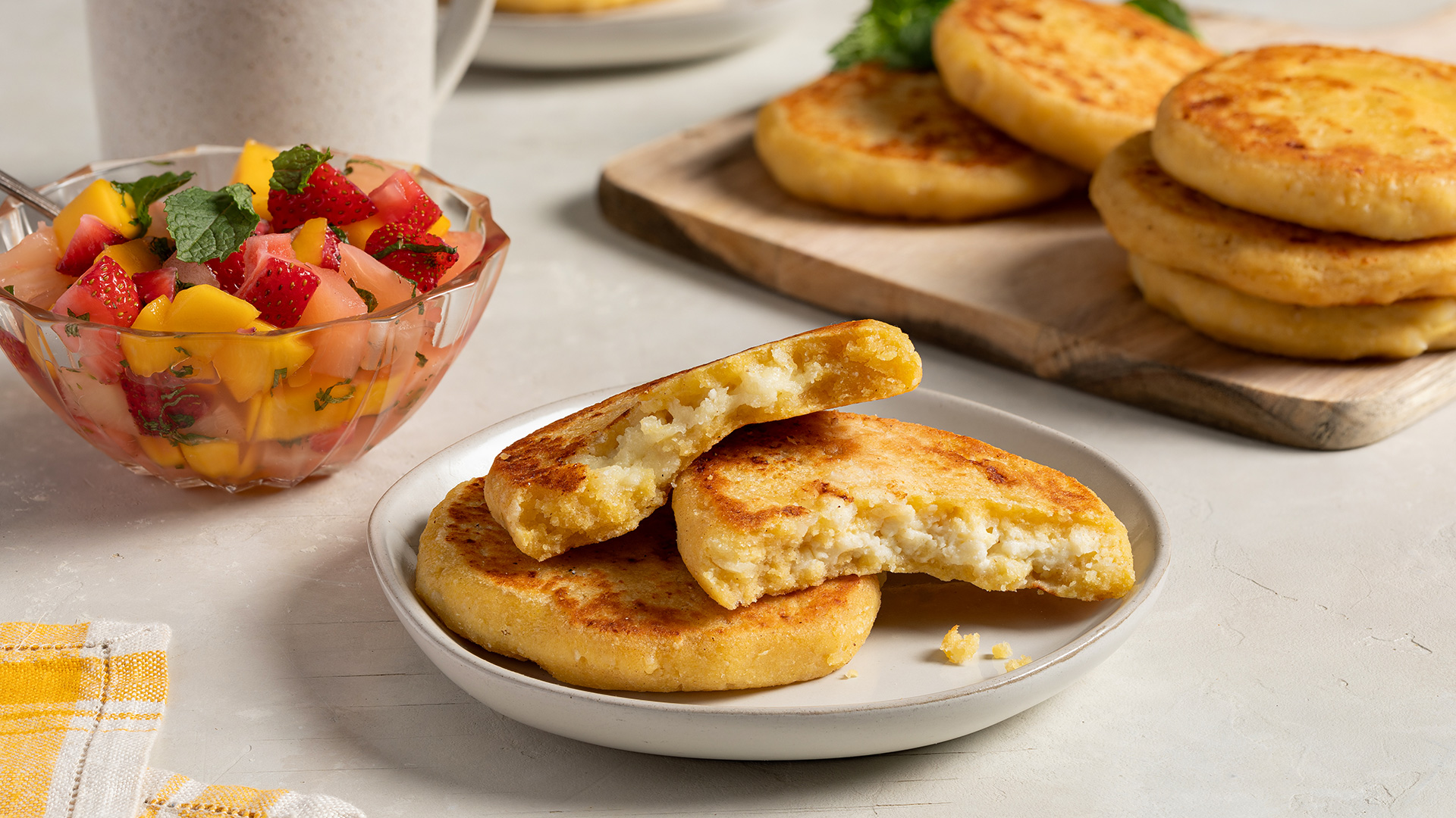 Cheese-Stuffed Arepas Boyacenses