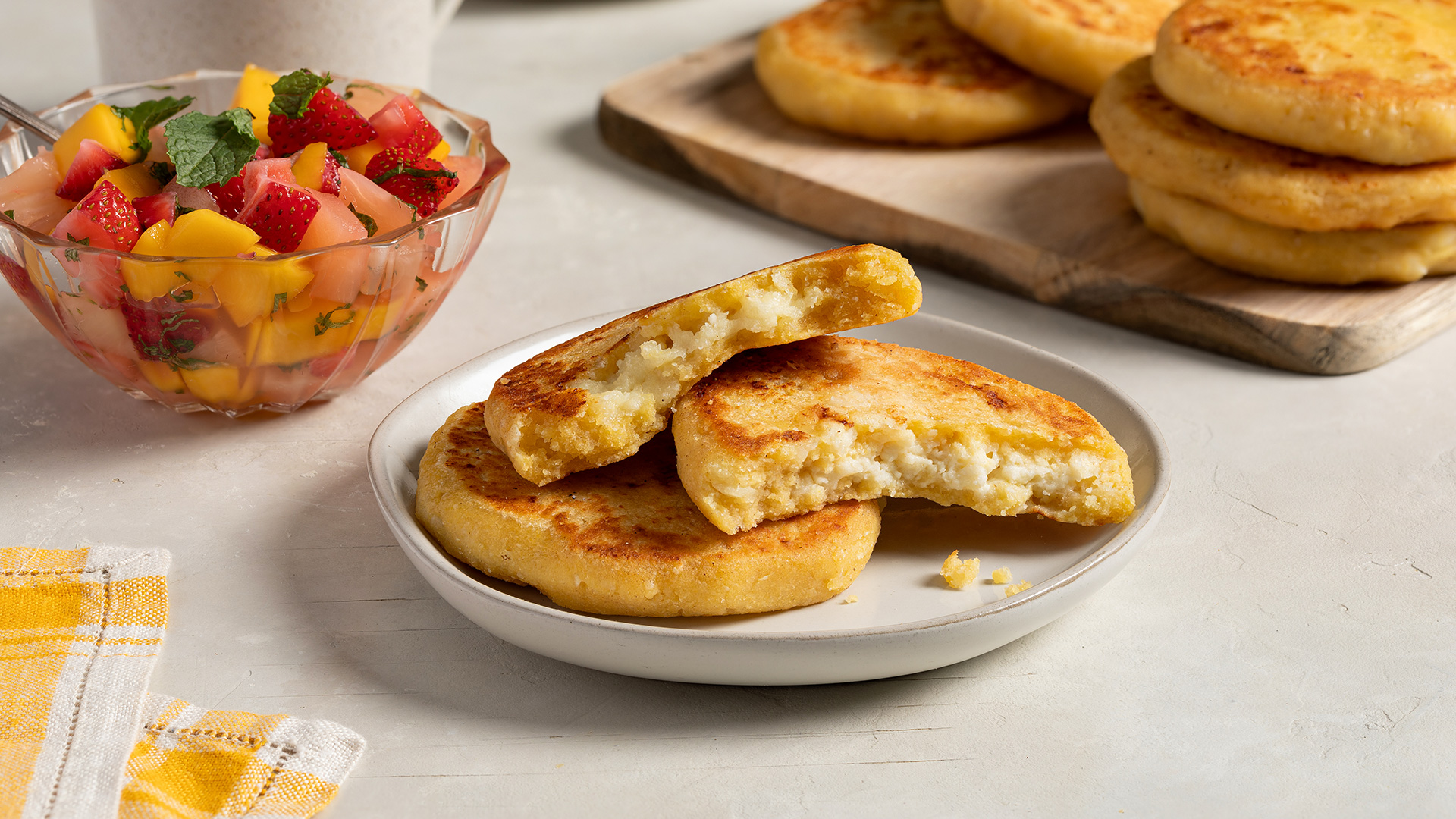 Cheese-Stuffed Arepas Boyacenses